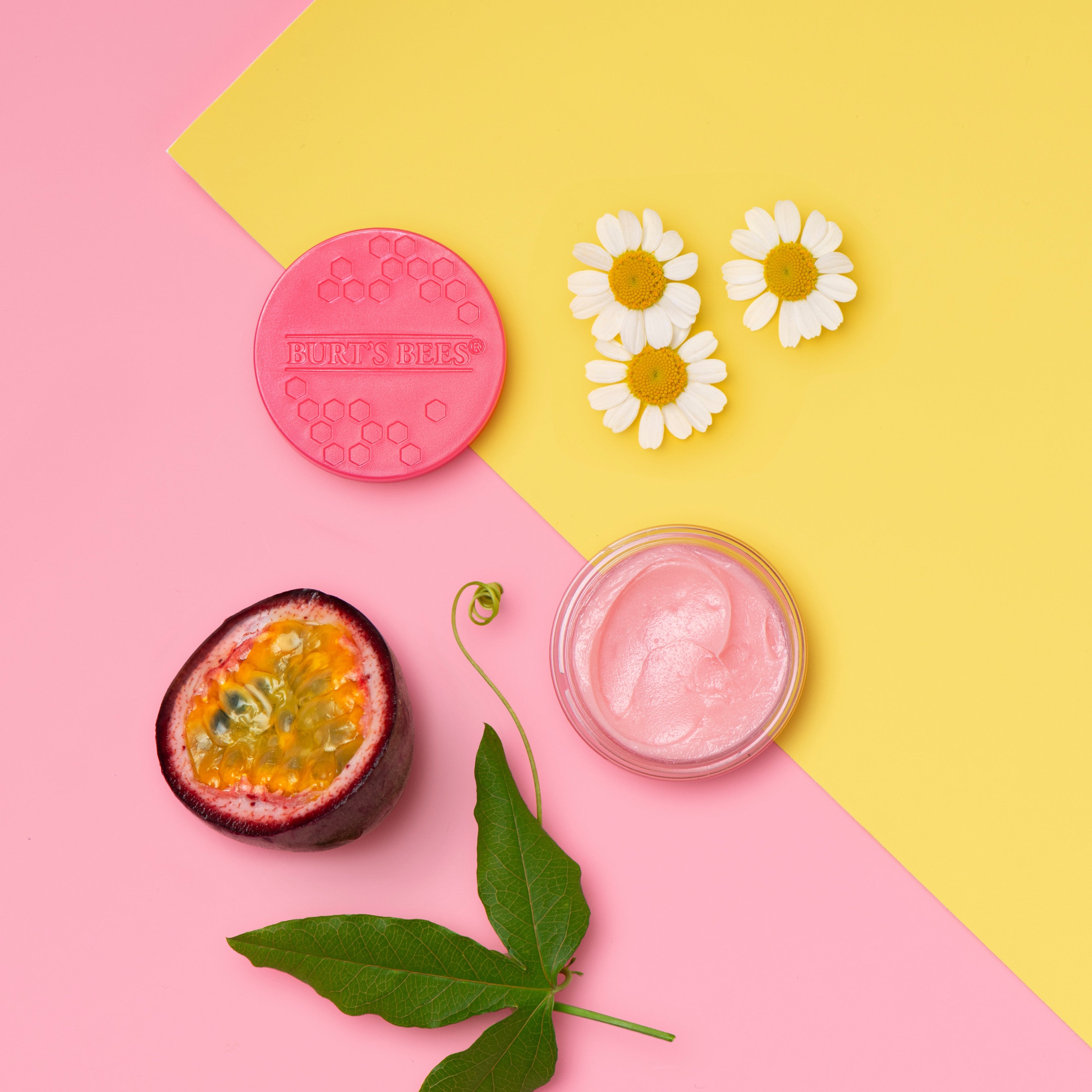 Overnight Lip Treatment Passion Fruit and Chamomile jn